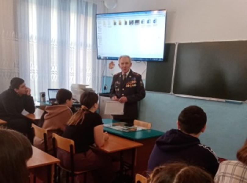 В Хабарской СОШ №1 подведены итоги месячника военно-патриотического воспитания 