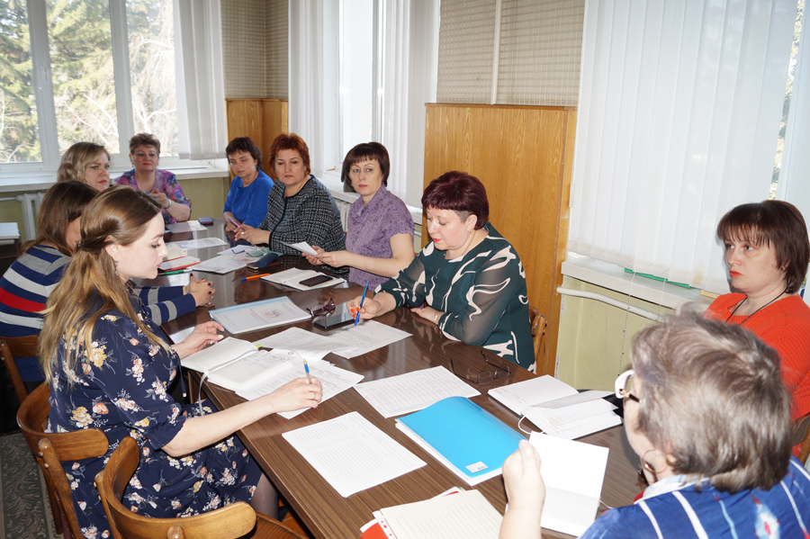 Хабарский районный женсовет  готовится к Дню Победы