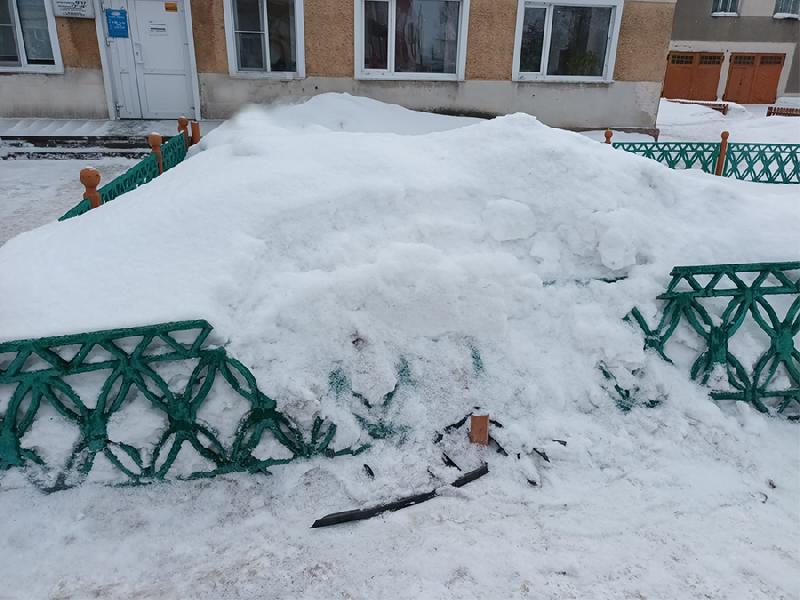 Вернитесь добровольно! И восстановите ограждение!