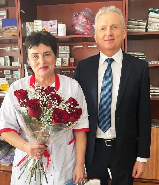 Поздравляем с юбилеем работника медицины Хабарского района!