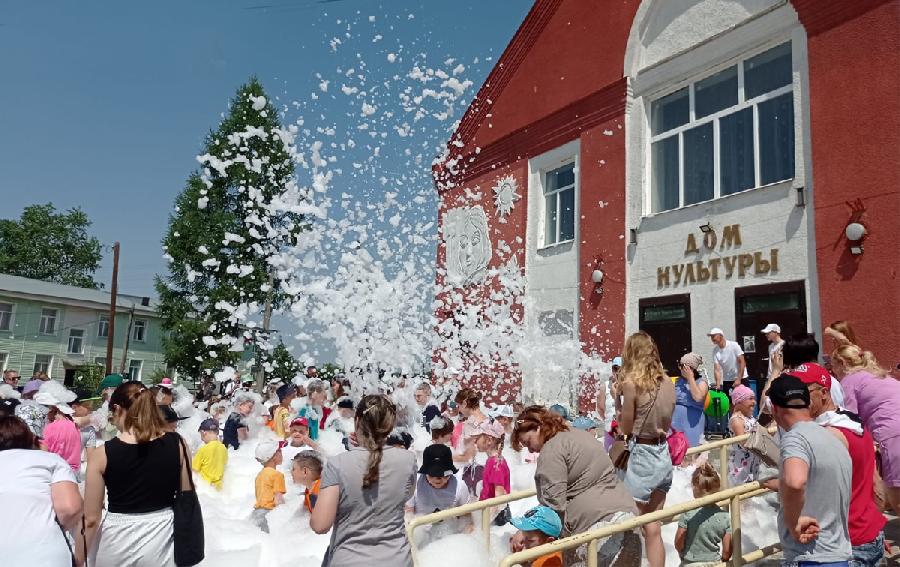 Пенную вечеринку устроили для хабарцев предприниматели