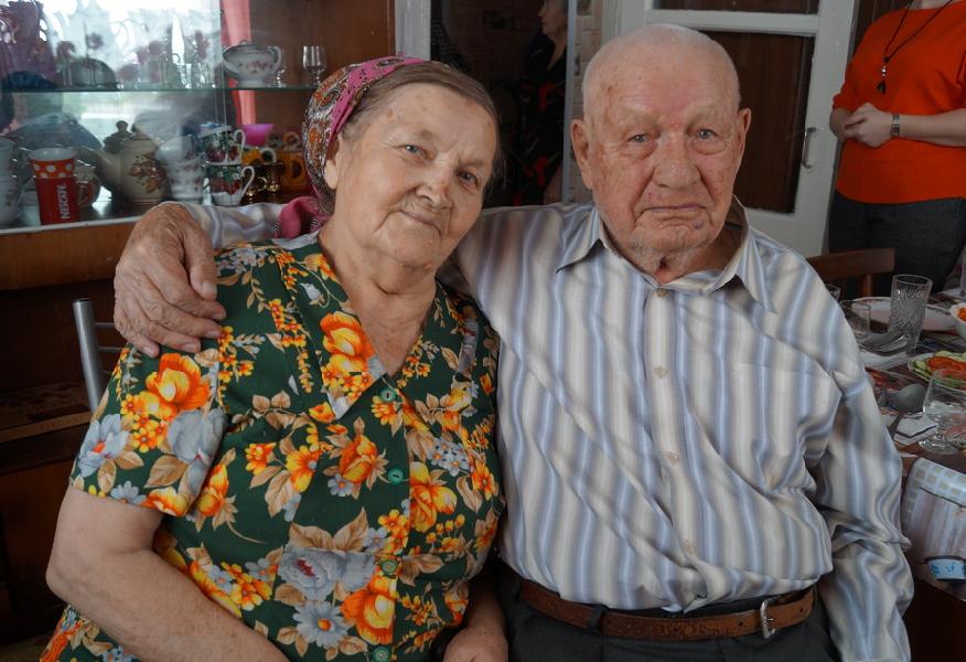 Сегодня житель Новоильинки Николай Михайлович Вечерко отмечает 90-летний юбилей!