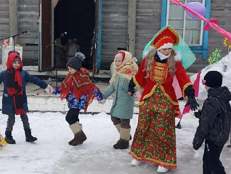 Утянцы встретили весну!