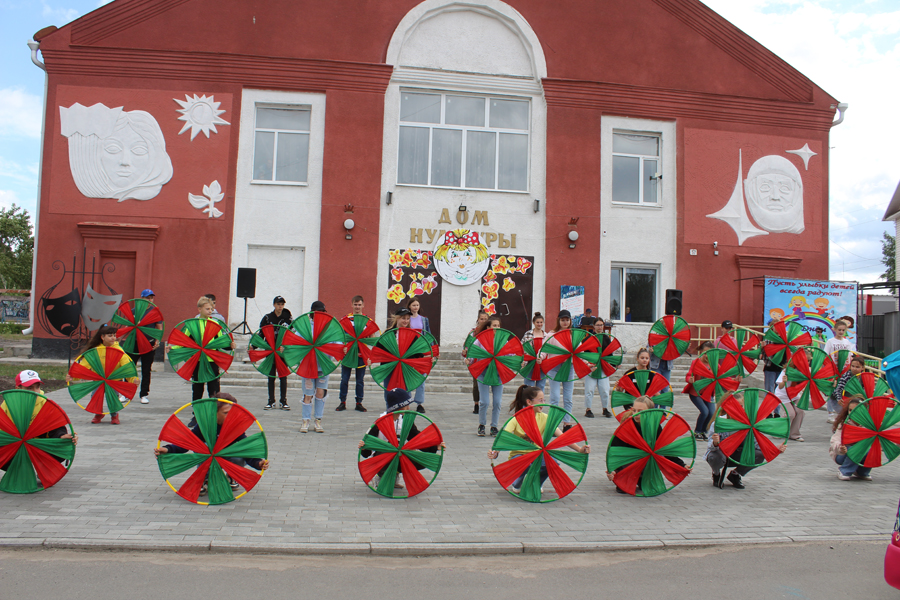 В Хабарах прошёл праздник в честь Дня защиты детей