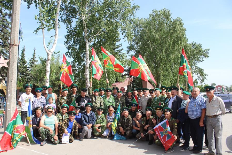 Пограничники Хабарского района отметили свой праздник